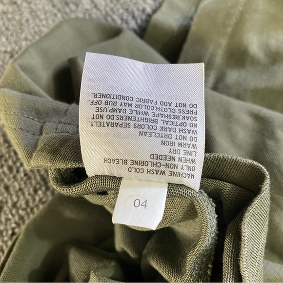 Uniqlo Green Men's Short Sleeve Tee L Minimalist Athleisure Neutral Performance - Picture 7 of 9